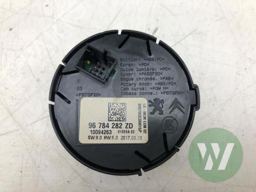 Switch VAUXHALL GRANDLAND X / GRANDLAND (A18) 1.6 Turbo D (75) | BP34221784I30 - Image 3