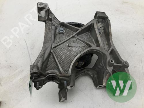Used Gearbox mount Gearbox mount AUDI A4 B9 Avant (8W5, 8WD) 40 TFSI Mild Hybrid (204 hp) 34627846 34627846