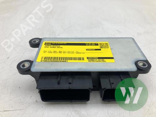 Used ECU airbags OPEL CORSA E (X15) 1.3 CDTI (08, 68) (95 hp) 32443904