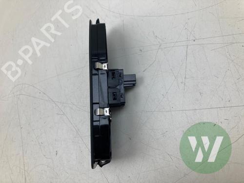 Switch BMW X1 (U11) xDrive 30e Plug-in-Hybrid | BP39915305I30 - Image 2