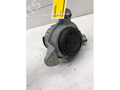 Support MERCEDES-BENZ VITO Van (W447) 116 CDI 4x4 (447.601, 447.603, 447.605) | BP23884129C155 