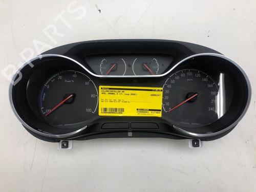 Used Display monitor OPEL GRANDLAND / GRANDLAND X (A18, P1UO) 1.6 Turbo Hybrid4 (300 hp) 18352935