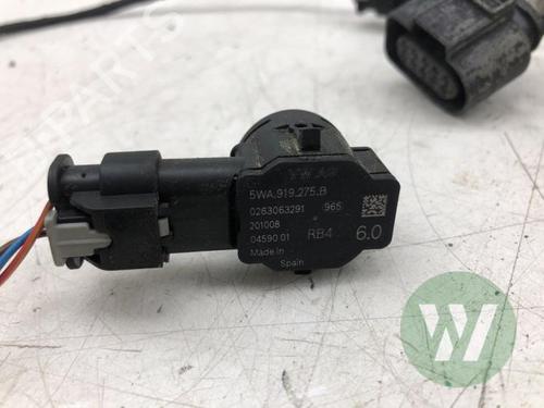 Electronic sensor SKODA OCTAVIA IV Combi (NX5, PV5) 1.5 TSi | BP38527681M84 - Image 3