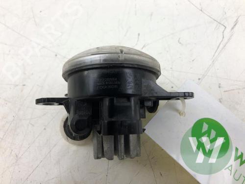 Right front fog light VOLVO XC40 (536) T3 | BP38623882C31 - Image 2