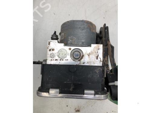 ABS Bremseaggregat SKODA OCTAVIA III Combi (5E5, 5E6) 1.8 TSI 4x4 (180 hp) 21043169