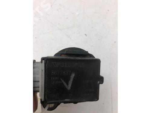 Ignition coil VOLVO V70 II (285) R 2,5 T AWD | BP12071377M94 