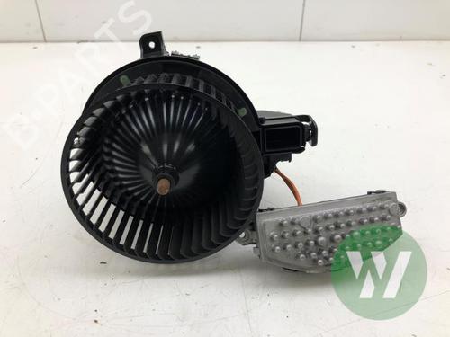 Used Heater blower motor Heater blower motor VW T-CROSS (C11, D31) 1.0 TSi (116 hp) 33675851 33675851