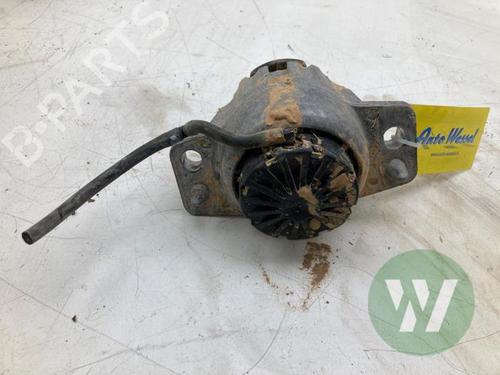 Used Gearbox mount JAGUAR F-PACE (X761) 2.0 Ti4 AWD (300 hp) 32179800