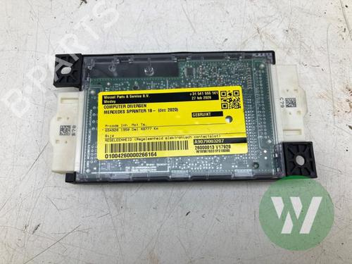control-unit-mercedes-benz-sprinter-35-t-van-b907-b910-2018-32769682 main image