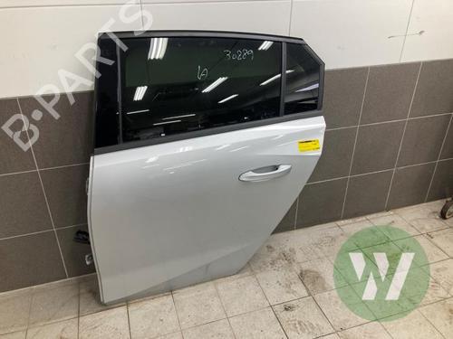 Used Left rear door Left rear door 37525443 37525443