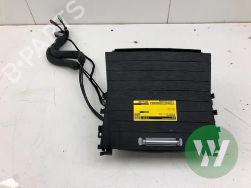 Used Cup/Object holder Cup/Object holder MERCEDES-BENZ GLE (V167) AMG GLE 53 EQ Boost 4-Matic+ (167.161) (435 hp) 34177122 34177122