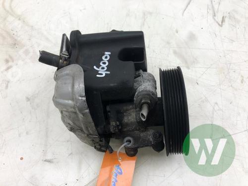 Styring servopumpe MERCEDES-BENZ C-CLASS Coupe (CL203) C 180 Kompressor (203.746) (143 hp) 31319552