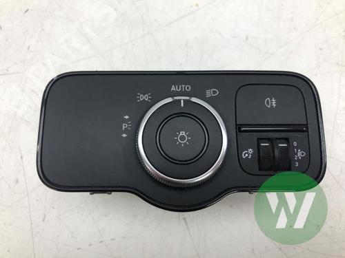 Used Headlight switch Headlight switch 37673556 37673556