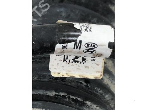 Left front shock absorber KIA SPORTAGE IV (QL, QLE) 1.6 GDI | BP29848650M16