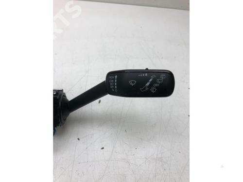 Used Switch VW GOLF VII (5G1, BQ1, BE1, BE2) 1.2 TSI (110 hp) 11957362