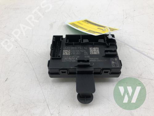 Electronic module AUDI A4 Allroad B9 (8WH, 8WJ) 50 TDI Mild Hybrid quattro | BP39915028M83 - Image 4