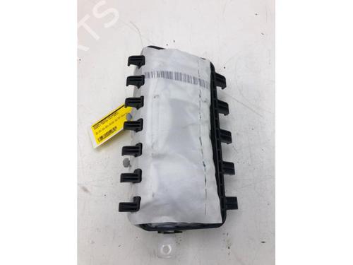 Used Passenger airbag Passenger airbag RENAULT CAPTUR II (HF_) TCe 140 (HFN0) (140 hp) 39913240 39913240