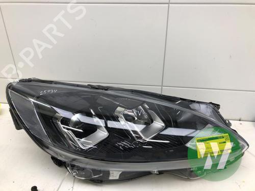 right-headlight-ford-kuga-iii-dfk-2019-39915396 main image