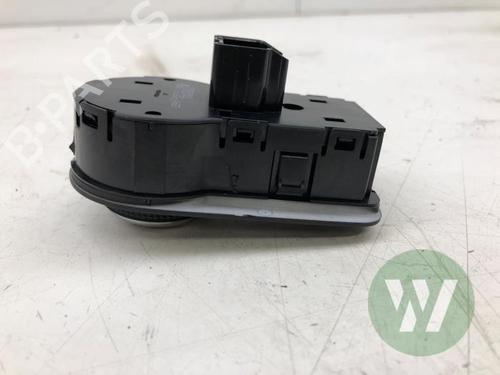 Headlight switch OPEL CORSA F (P2JO) 1.2 (68) | BP32853431I24 - Image 2