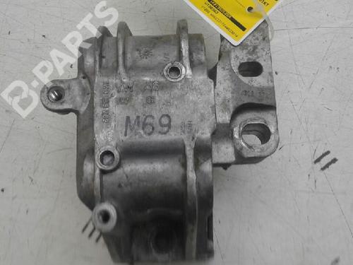 Used Support VW TOURAN (1T1, 1T2) 1.9 TDI (100 hp) 9100530
