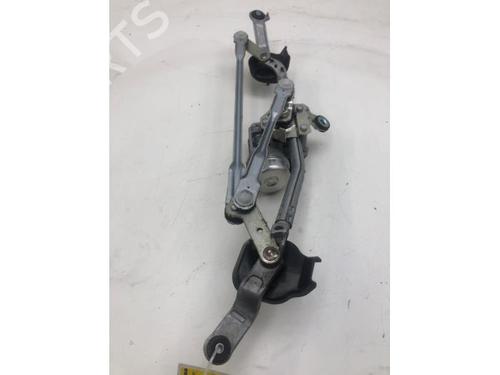 Used Front wiper motor MAZDA CX-30 (DM) SKYACTIV-G M Hybrid (122 hp) 18957492