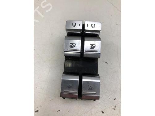 Used Switch AUDI E-TRON (GEN) 55 quattro (408 hp) 23087941