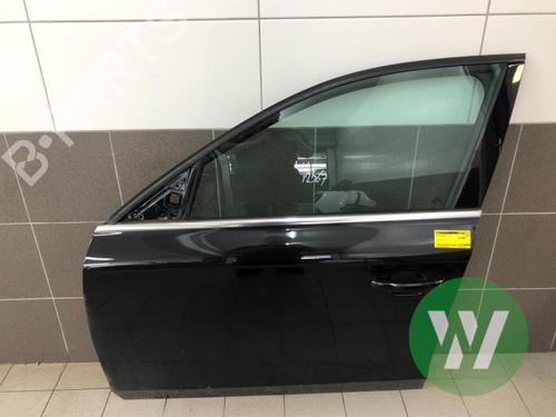 Dør venstre fortil AUDI A4 B8 (8K2) 2.0 TDI (143 hp) 33162439