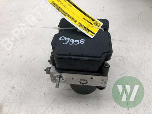 Used ABS pump ABS pump VW POLO V (6R1, 6C1) 1.4 TDI (90 hp) 33906817 33906817