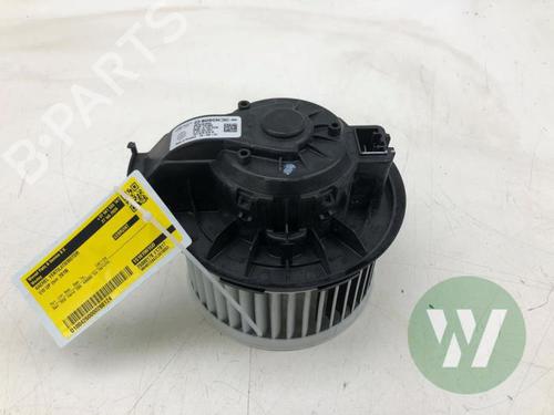 Used Heater blower motor VW UP! (121, 122, BL1, BL2, BL3, 123) 1.0 (60 hp) 32632404