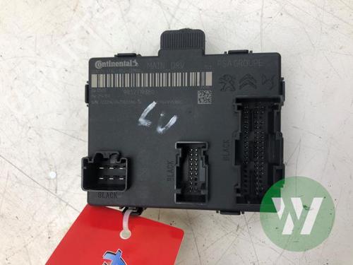 Used Electronic module Electronic module OPEL CROSSLAND X / CROSSLAND (P17, P2QO) 1.2 (75) (131 hp) 35718226 35718226