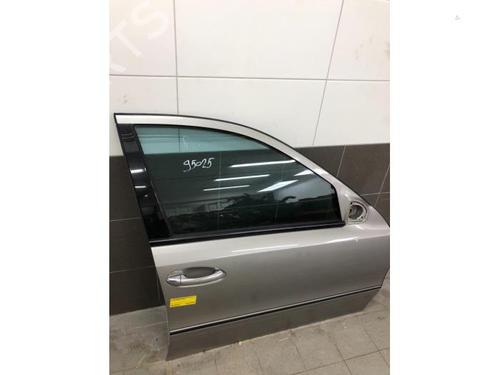 Used Right front door MERCEDES-BENZ E-CLASS (W211) E 400 CDI (211.028) (260 hp) 15048086