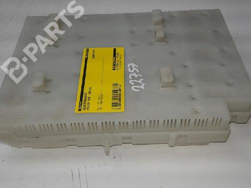 Used Fuse box VOLVO V60 I (155) D5 (215 hp) 8675612