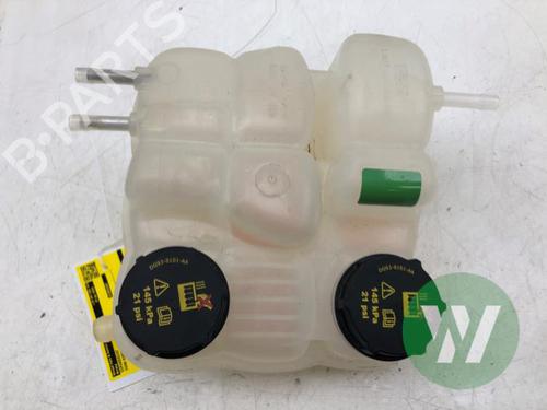 Used Expansion tank Expansion tank FORD KUGA III (DFK) 2.5 Duratec PHEV (242 hp) 39915431 39915431