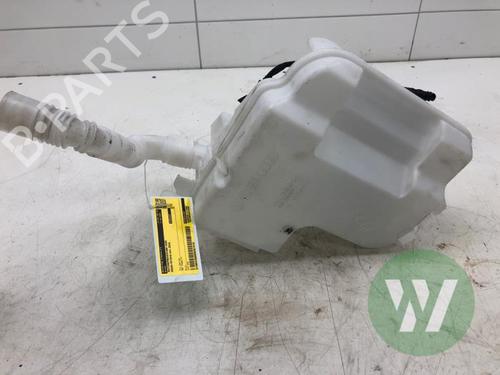 windscreen-washer-tank-skoda-octavia-iv-combi-nx5-pv5-2019-33560333 main image