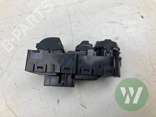 switch-opel-vivaro-c-van-k0-2019-32229087 main image