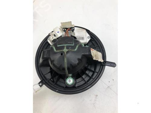 Used Heater blower motor BMW X3 (F25) xDrive 20 d (184 hp) 20858949