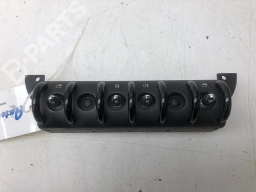 Used Switch MINI MINI (R50, R53) One (90 hp) 11826496