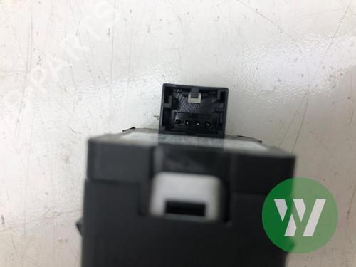 Mirror switch AUDI Q2 (GAB, GAG) 35 TFSI | BP39533908I25 - Image 3