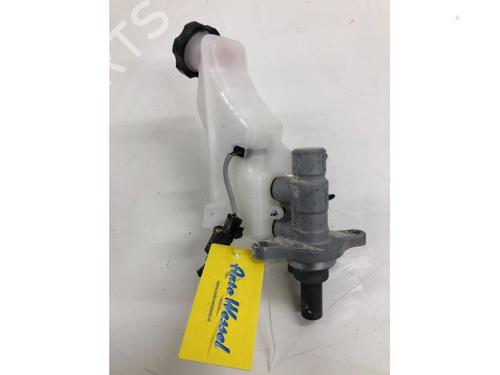 Brake master cylinder KIA SPORTAGE IV (QL, QLE) 2.0 CRDi AWD | BP29987329M77 