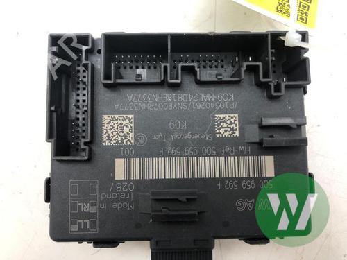 Used Electronic module Electronic module VW GOLF VII (5G1, BQ1, BE1, BE2) 2.0 GTI (245 hp) 39632828 39632828