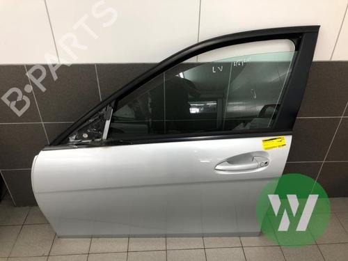 Used Left front door Left front door 39452179 39452179