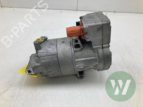 Used AC compressor AC compressor BMW X1 (U11) xDrive 30e Plug-in-Hybrid (326 hp) 39915312 39915312