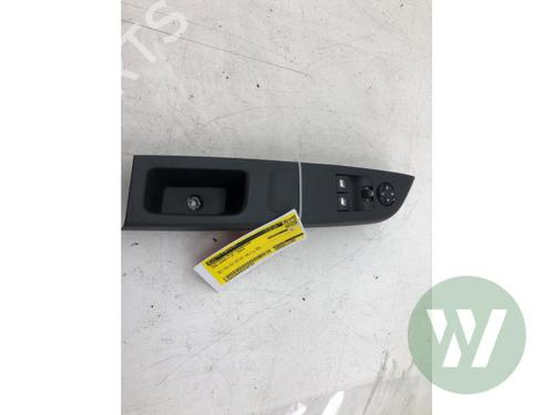 Spak kontakt Spak kontakt OPEL CORSA F (P2JO) 1.2 (68) (75 hp) 33971644 33971644