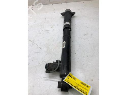 Used Left rear shock absorber SKODA SUPERB III Estate (3V5) 2.0 TDI 4x4 (190 hp) 17964775