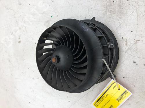 Heater blower motor MERCEDES-BENZ E-CLASS (W213) E 200 d (213.012) | BP24330191M62