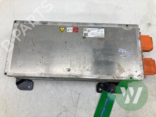 Used Electronic module Electronic module PORSCHE TAYCAN Cross Turismo (Y1B) 4S Performance Battery Plus (Y1BDB1) (571 hp) 39916039 39916039