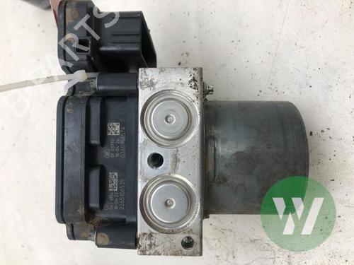 Pompe ABS OPEL ASTRA K (B16) 1.4 Turbo (68) (150 hp) 31865947
