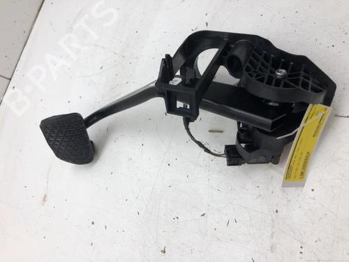 Used Break pedal MERCEDES-BENZ GLE (V167) GLE 350 e 4-matic (167.154) (333 hp) 25127198