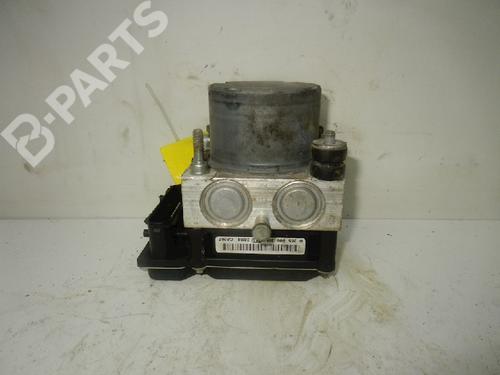 Used ABS pump RENAULT CLIO II (BB_, CB_) 1.2 (BB0A, BB0F, BB10, BB1K, BB28, BB2D, BB2H, CB0A,... (58 hp) 4834973