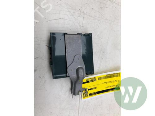 Used Electronic module Electronic module SUZUKI SWACE (AMZ_) 1.8 Hybrid (122 hp) 39914522 39914522
